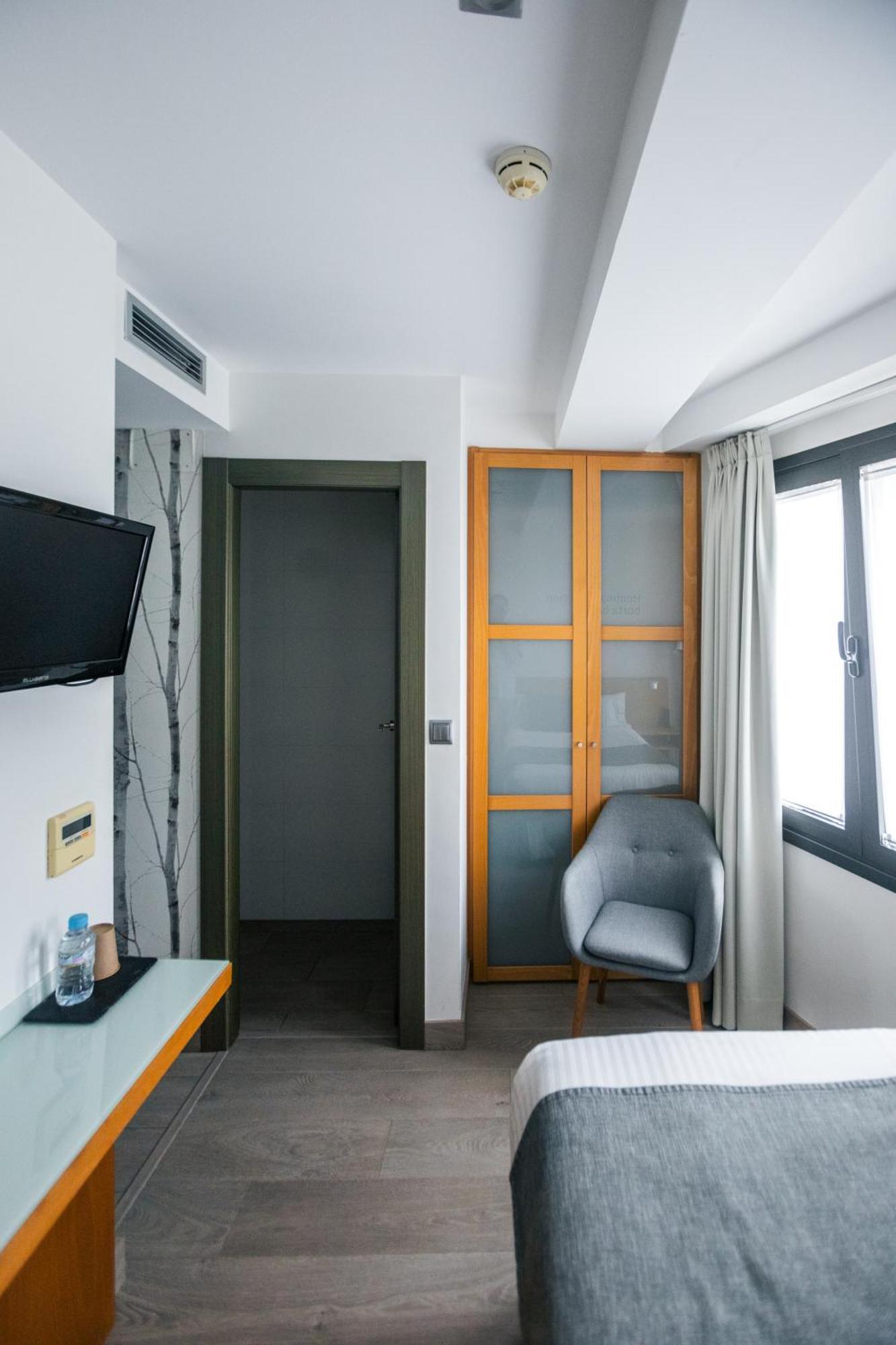 Le Petit Boutique Hotel (Adults Only) Сантандер Экстерьер фото