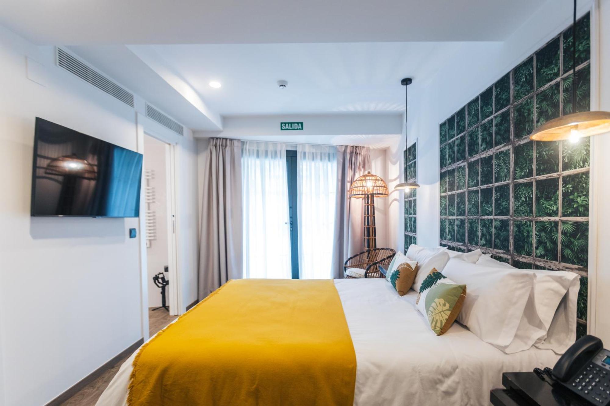 Le Petit Boutique Hotel (Adults Only) Сантандер Экстерьер фото