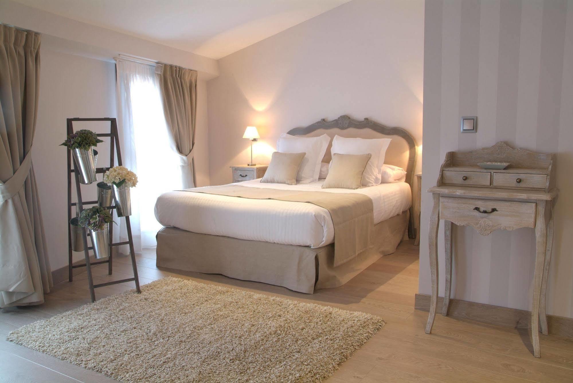 Le Petit Boutique Hotel (Adults Only) Сантандер Экстерьер фото